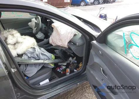 2024 Hyundai Elantra Se z USA, uszkodzony, nr VIN KMHLL4DG5RU744729